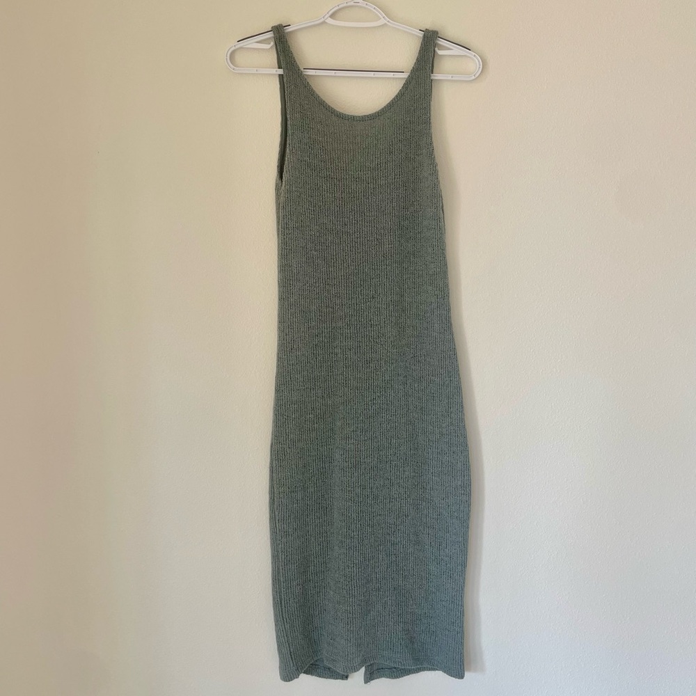 •Zara• sage green knit fitted tank style midi dress